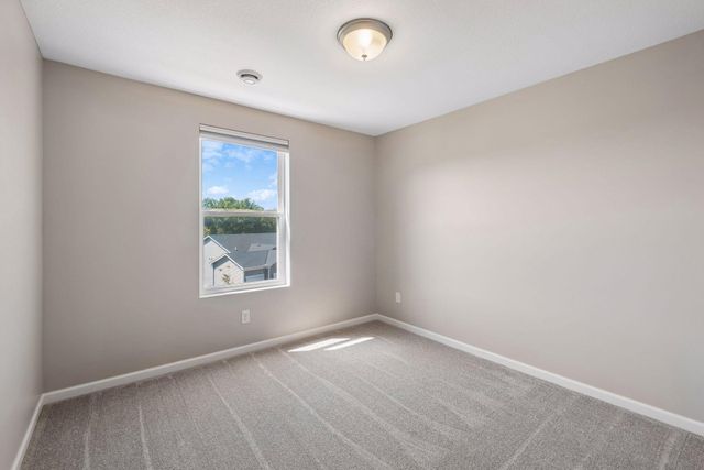 5202 Hampton Street NE, Prior Lake, MN 55372
