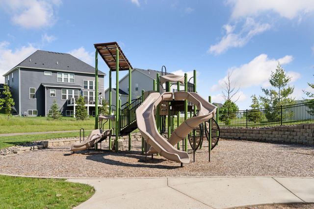 5202 Hampton Street NE, Prior Lake, MN 55372