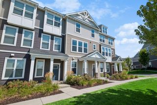5202 Hampton Street NE, Prior Lake, MN 55372