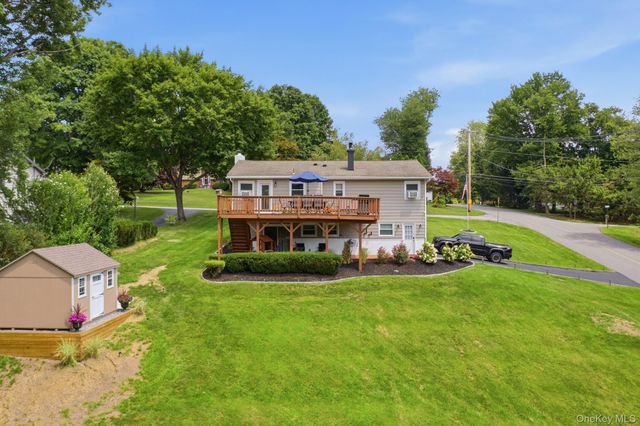19 McMillan Avenue, Mahopac, NY 10541