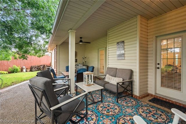 3321 Green Way, Alma, AR 72921