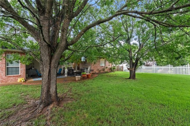 3321 Green Way, Alma, AR 72921