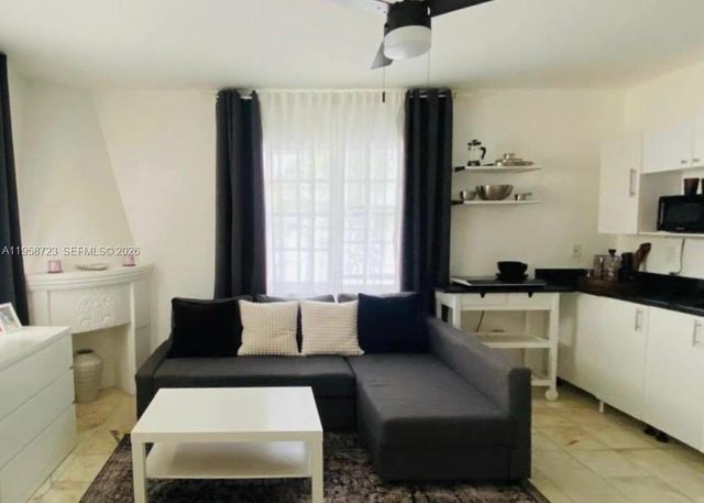 1526 Pennsylvania Ave 20, Miami Beach, FL 33139