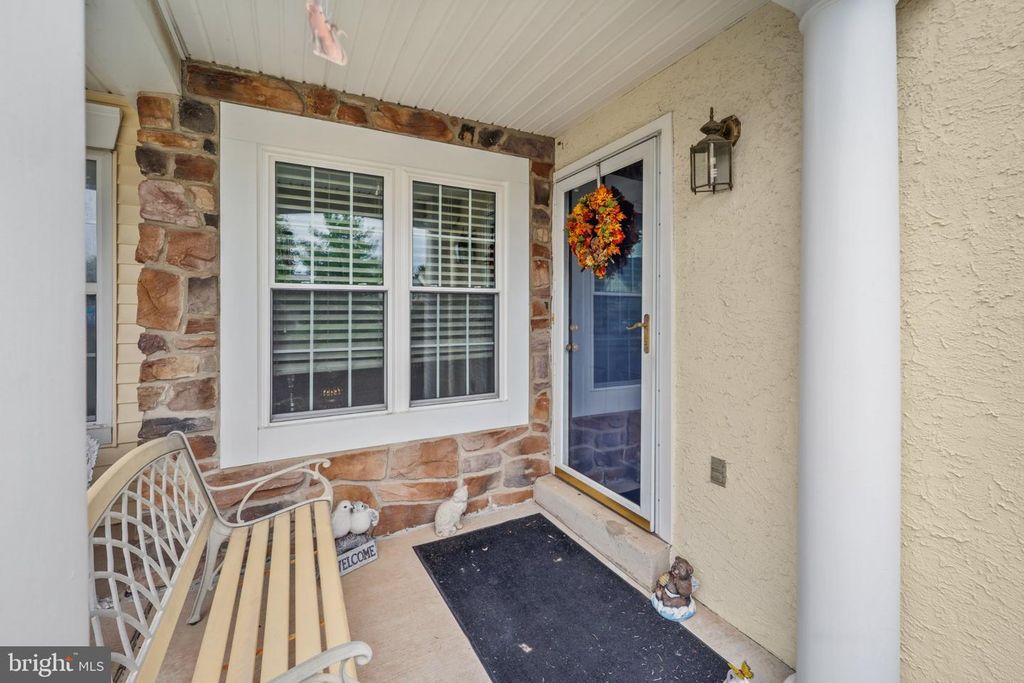 304 HOLLY HILL CT, Warwick, PA 18974 — photo 3