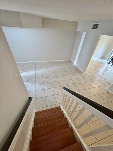 10190 SW 88th St 507, Miami, FL 33176