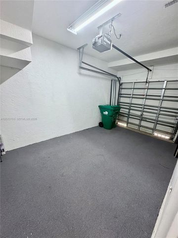 10190 SW 88th St 507, Miami, FL 33176