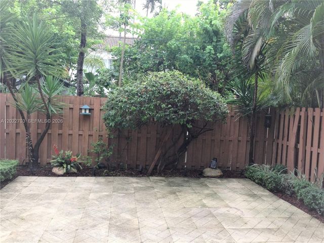 10190 SW 88th St 507, Miami, FL 33176