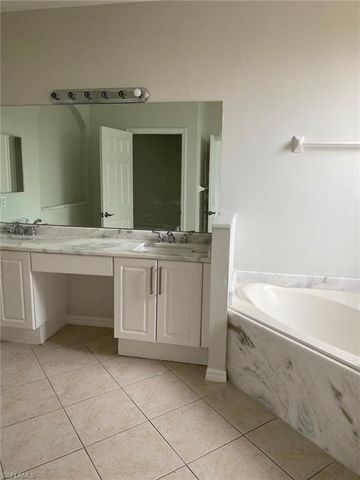 7541 Bristol CIR, Naples, FL 34120