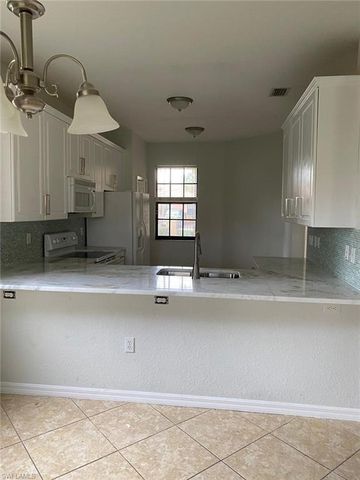 7541 Bristol CIR, Naples, FL 34120