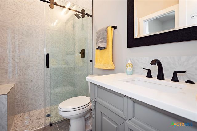 212 Saddle Springs Drive, Georgetown, TX 78633