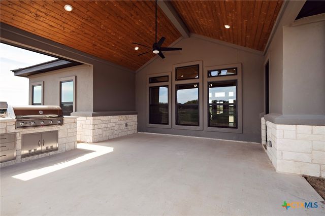 212 Saddle Springs Drive, Georgetown, TX 78633