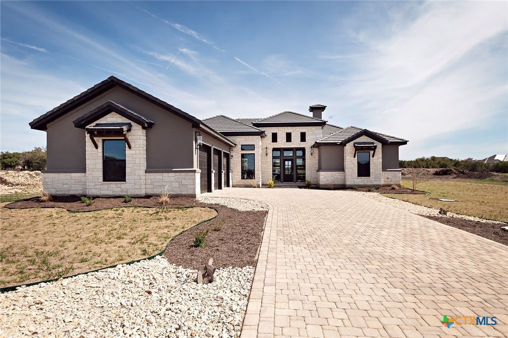 212 Saddle Springs Drive, Georgetown, TX 78633