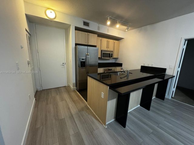 1111 SW 1st Ave 3122-N, Miami, FL 33130