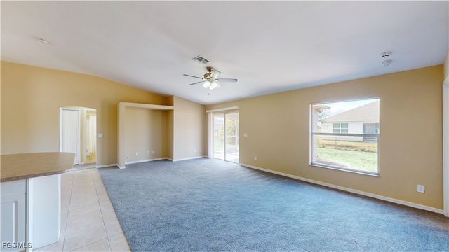 1924 NW 16th PL, Cape Coral, FL 33993
