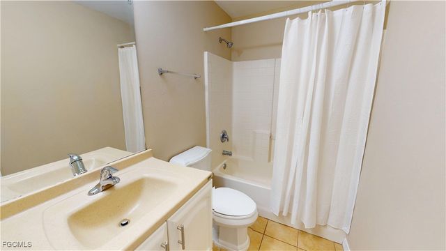 1924 NW 16th PL, Cape Coral, FL 33993