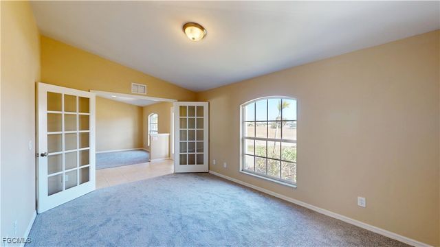 1924 NW 16th PL, Cape Coral, FL 33993