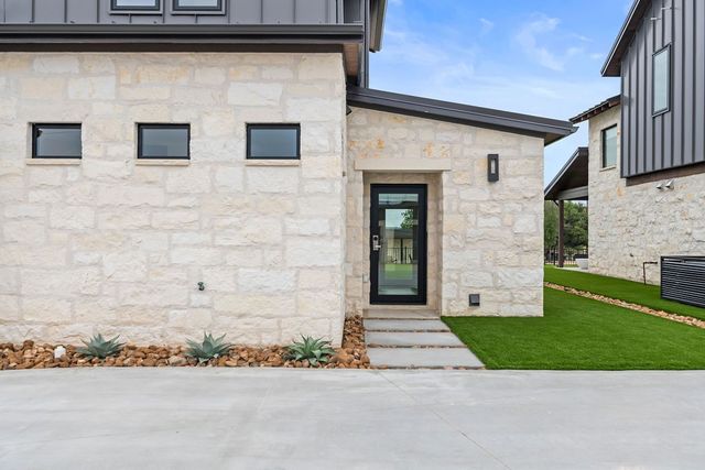 395 Emma Jean Trail, Iredell, TX 76649