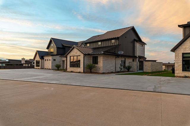 395 Emma Jean Trail, Iredell, TX 76649