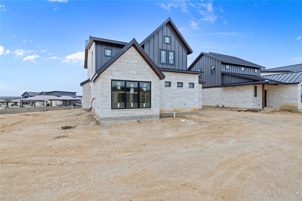 395 Emma Jean Trail, Iredell, TX 76649