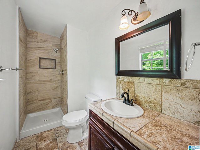 1209 WESTRIDGE LANE, Birmingham, AL 35235
