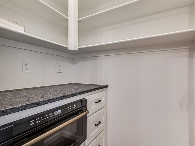 12401 Dolche Vita Drive, Oklahoma City, OK 73099