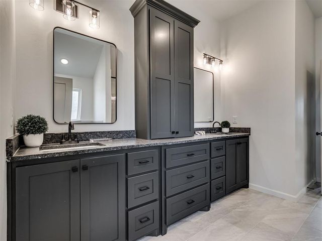 12401 Dolche Vita Drive, Oklahoma City, OK 73099