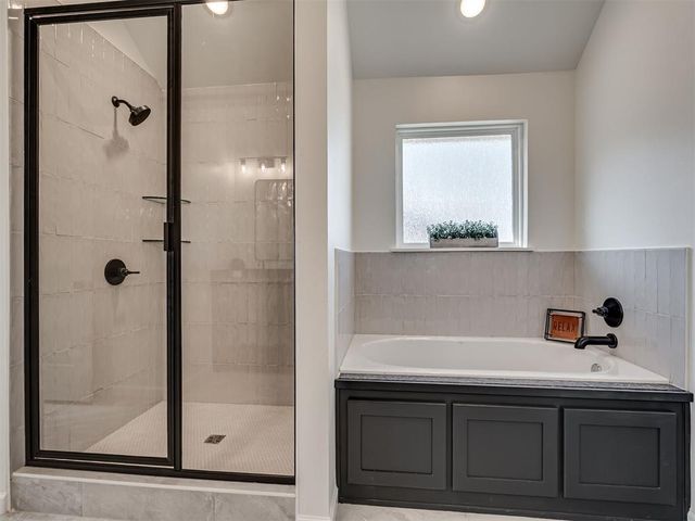 12401 Dolche Vita Drive, Oklahoma City, OK 73099