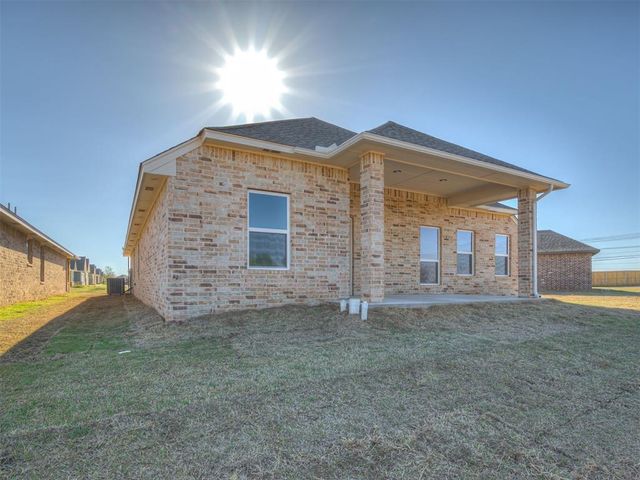 12401 Dolche Vita Drive, Oklahoma City, OK 73099