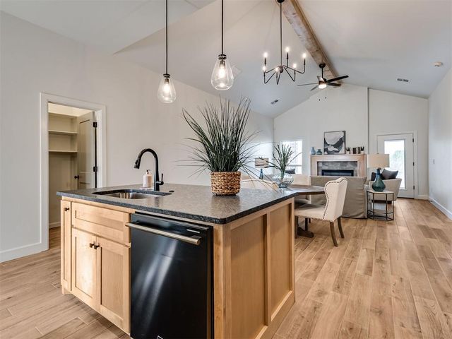 12401 Dolche Vita Drive, Oklahoma City, OK 73099