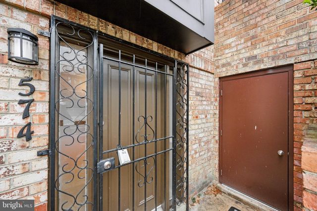 574 BRUMMEL COURT # 574, Washington, DC 20012