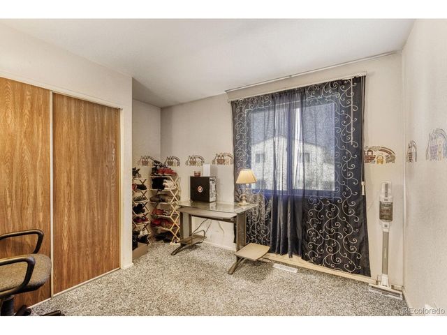 19335 E Batavia Pl E, Aurora, CO 80011