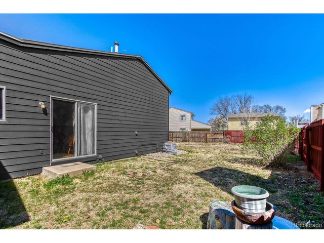 19335 E Batavia Pl E, Aurora, CO 80011