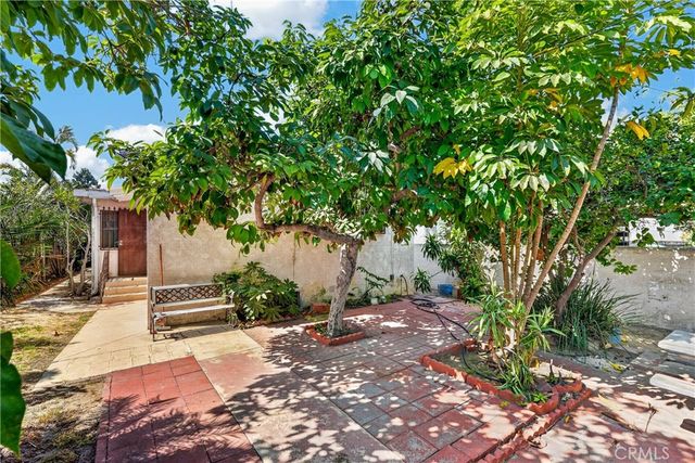 1323 E Robidoux, Wilmington, CA 90744