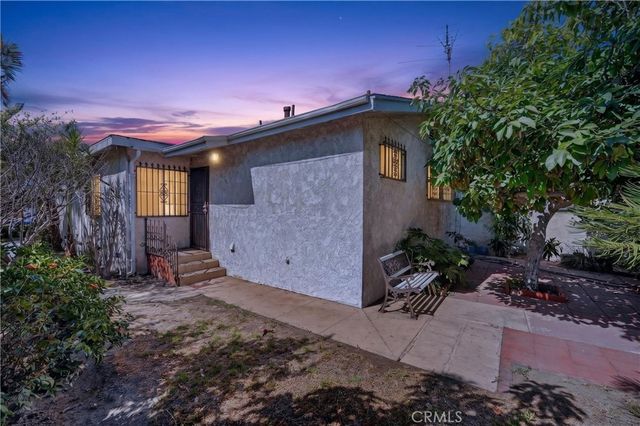 1323 E Robidoux, Wilmington, CA 90744