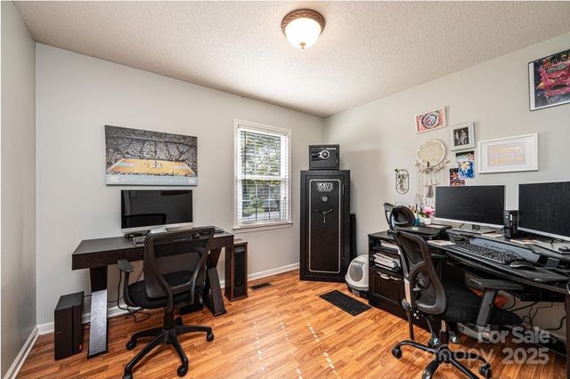 3567 Smithfield Drive NW, Conover, NC 28613