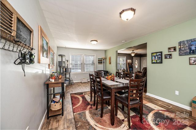 3567 Smithfield Drive NW, Conover, NC 28613