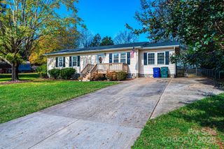 3567 Smithfield Drive NW, Conover, NC 28613
