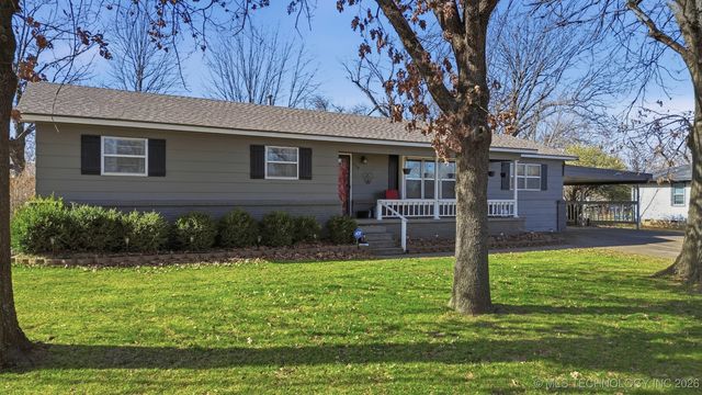 528 S 20th Street, Collinsville, OK 74021