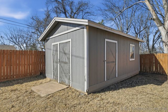 528 S 20th Street, Collinsville, OK 74021