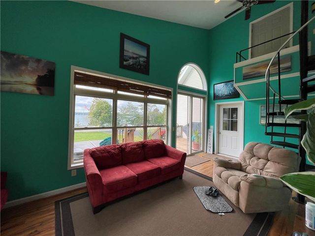 5502 E Lake, Varick, NY 14541