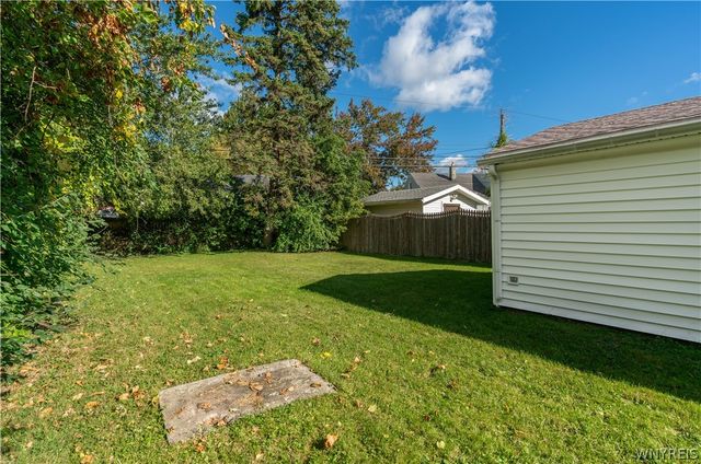 642 Emerson Drive, Amherst, NY 14226
