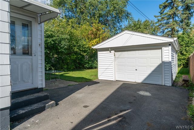 642 Emerson Drive, Amherst, NY 14226