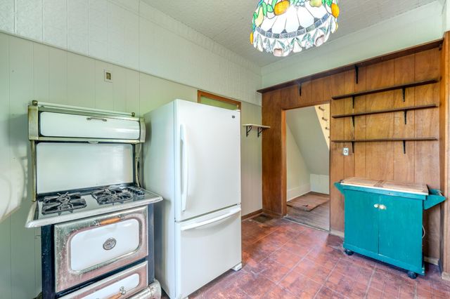 820 Owens Street N, Stillwater, MN 55082