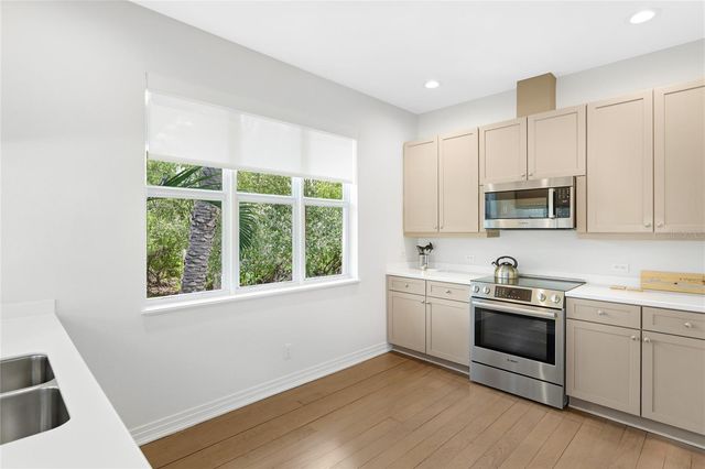 392 FIREHOUSE LANE, Longboat Key, FL 34228
