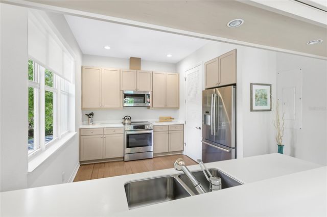392 FIREHOUSE LANE, Longboat Key, FL 34228