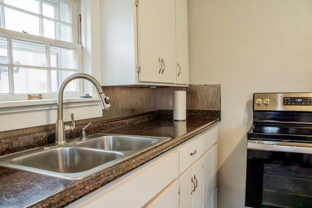 202 N Hemphill Street, Crane, MO 65633