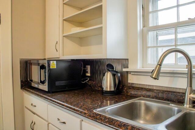 202 N Hemphill Street, Crane, MO 65633