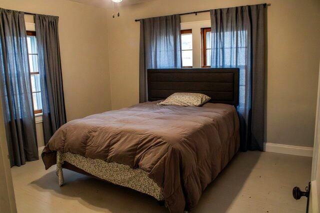 202 N Hemphill Street, Crane, MO 65633