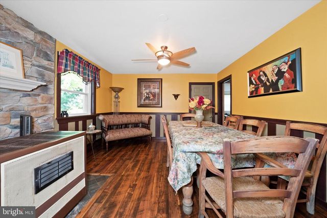 2302 MARSH RD, Wilmington, DE 19810