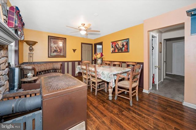 2302 MARSH RD, Wilmington, DE 19810